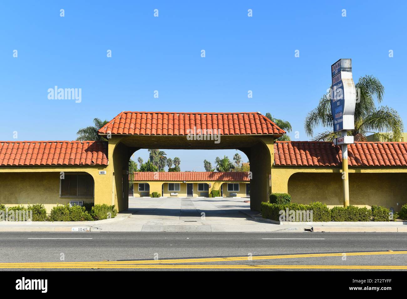 LONG BEACH, CALIFORNIA - 18 OCT 2023: The Rocky Inn Motel on Pacific Coast Highway, PCH. Stock Photo