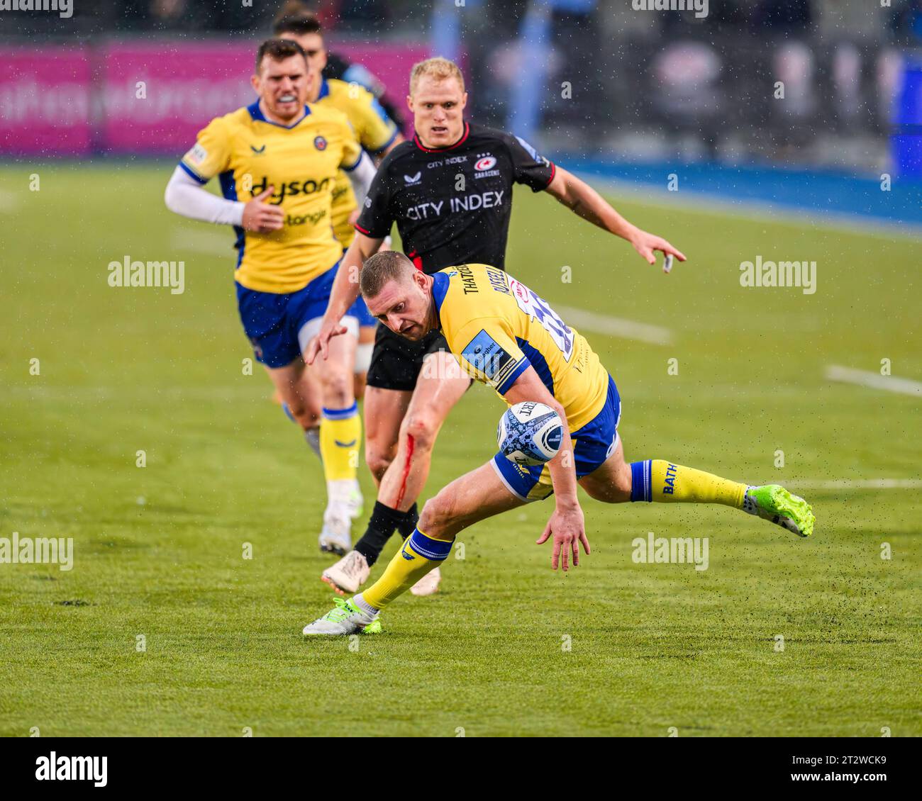 LONDON, UNITED KINGDOM. 21th, Oct 23. Finn Russell of Bath Rugby (centre) in action during