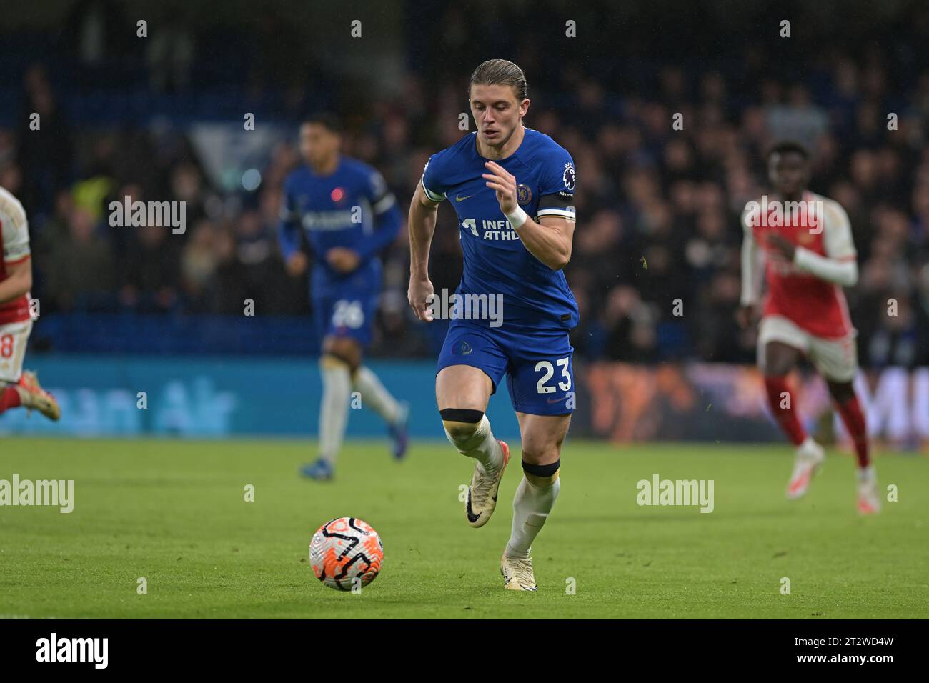 London, UK. 21st Oct, 2023. Conor Gallagher of Chelsea during the Chelsea vsArsenal Premier League match at Stamford Bridge London Credit: MARTIN DALTON/Alamy Live News Stock Photo