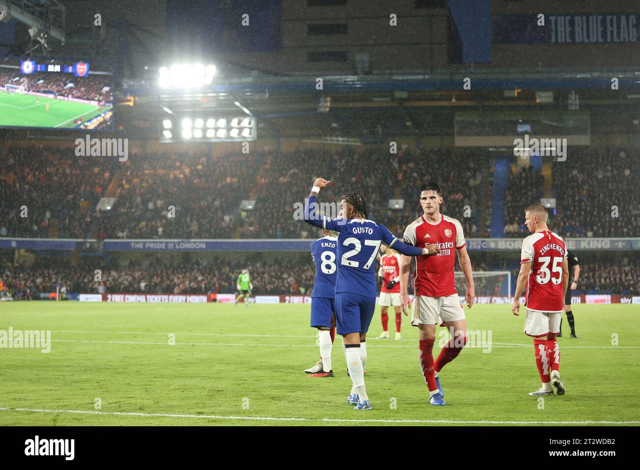 London, UK. 21st Oct, 2023. Declan Rice of Arsenal during the Premier League match between Chelsea and Arsenal at Stamford Bridge, London, England on 21 October 2023. Photo by Joshua Smith. Editorial use only, license required for commercial use. No use in betting, games or a single club/league/player publications. Credit: UK Sports Pics Ltd/Alamy Live News Stock Photo