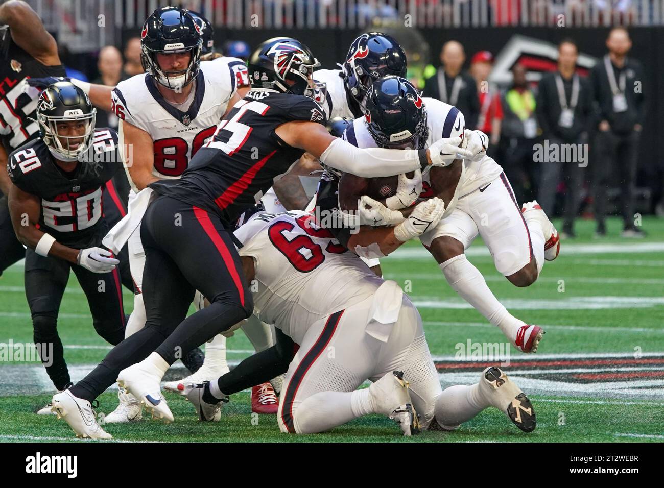 Atlanta, Georgia, USA. 8th Oct, 2023. Houston Texans running back ...