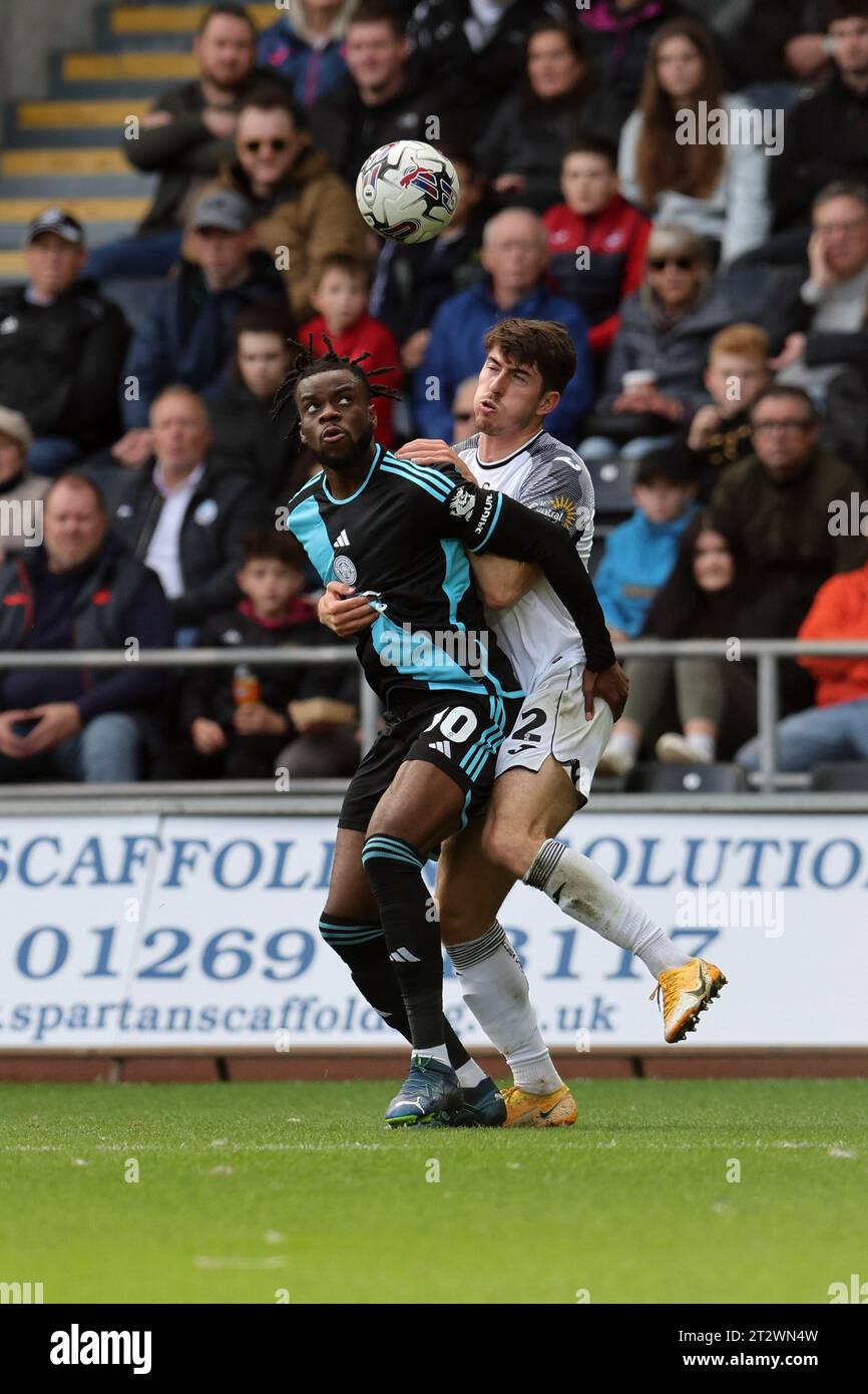 Stephy mavididi hi-res stock photography and images - Page 2 - Alamy