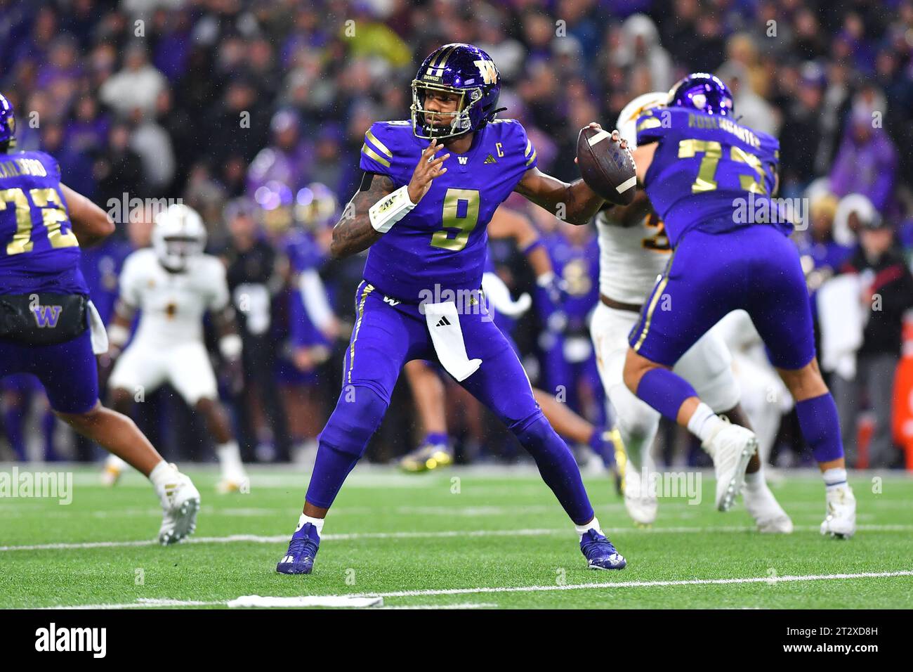 October 21, 2023 Washington Huskies quarterback Michael Penix Jr. (9