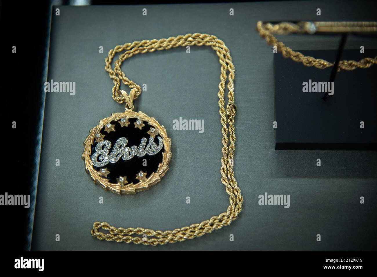 london-uk-19th-oct-2023-jewellery-worn-by-elvis-presley-at-the