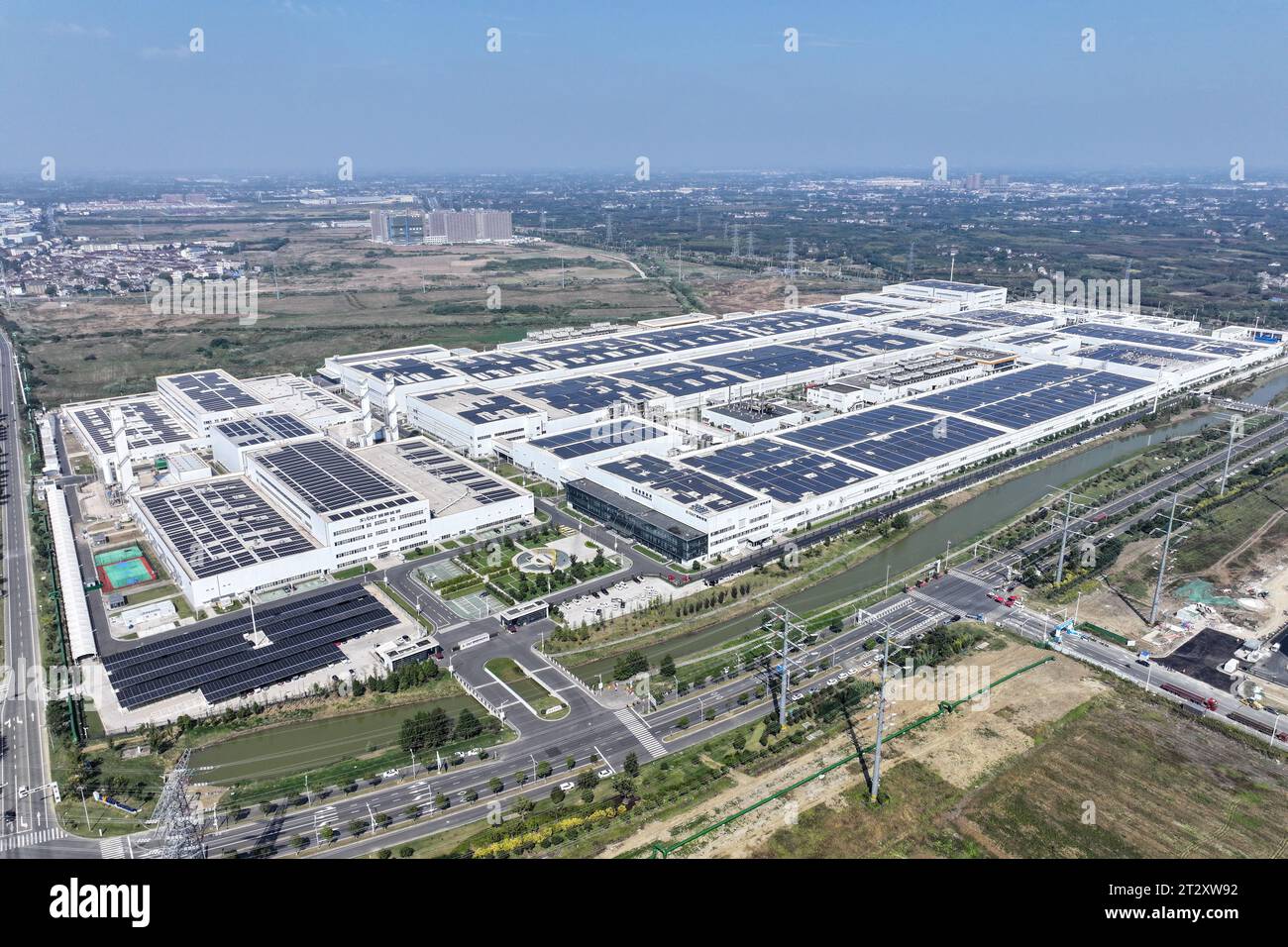 An aerial photo shows the industry's first vehicle-scale AI intelligent power battery factory at SVOLT's headquarters in Changzhou, Jiangsu Province, Stock Photo