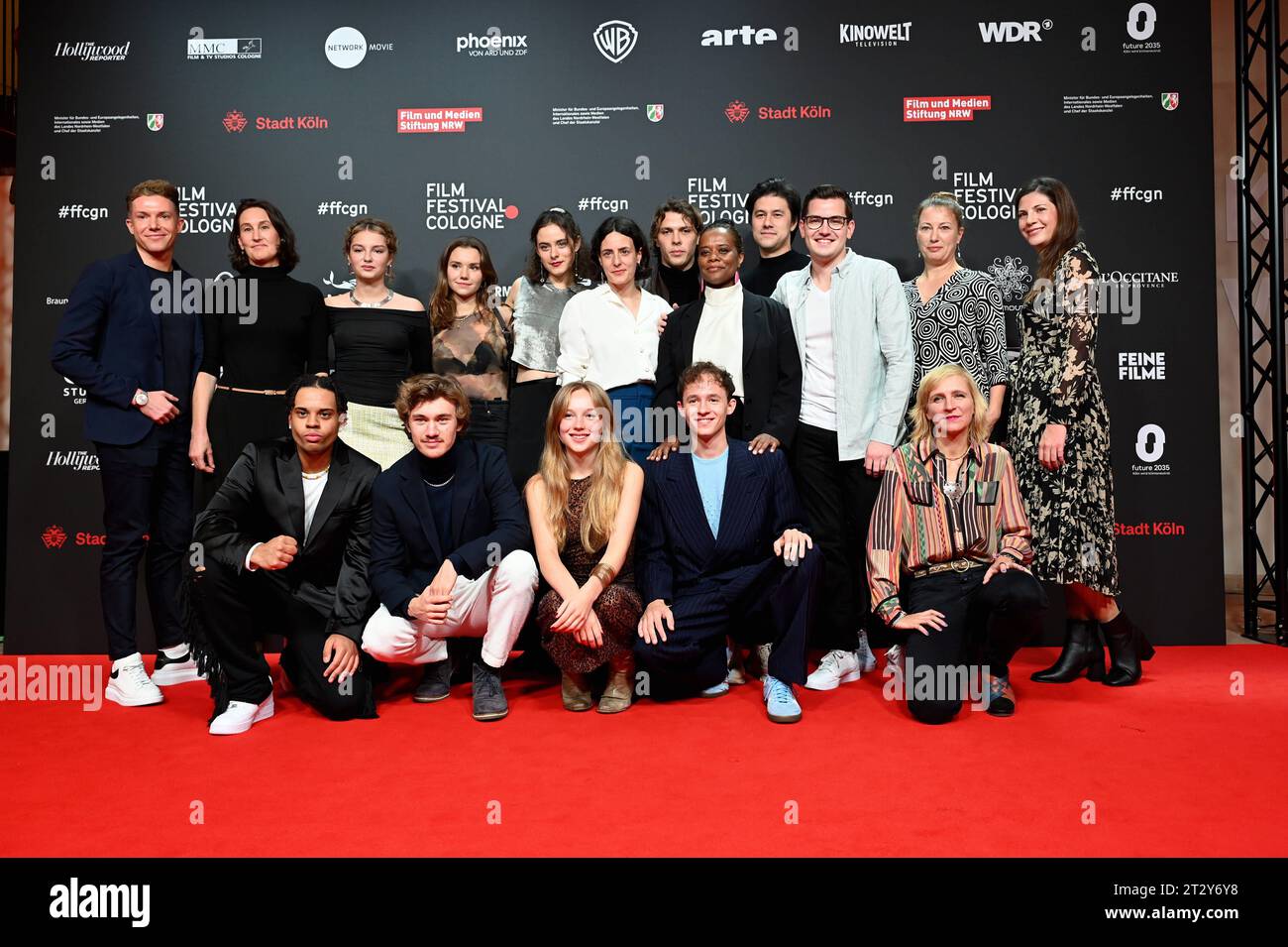 Hintere Reihe v.l.n.r.: Karsten Günther, Diana Kraus, Josephine Keller, Carolin Garnier, Emma Floßmann, Brigitte Uhrhausen, Joshua Hupfauer, Denise MBaye, Daniel Rübesam, Florian Granert, Christiane Meyer zur Capellen, Annalena Frieling - Vordere Reihe v.l.n.r.: Esmael Agosthino, Alessandro Schuster, Mina-Giselle Rüffer, Paul Ahrens, Judith Angerbauerkommen zum Screening der Miniserie Was wir fürchten beim 33. Film Festival Cologne, FFCGN, in den Kölner Filmpalast *** Back row f l n r Karsten Günther, Diana Kraus, Josephine Keller, Carolin Garnier, Emma Floßmann, Brigitte Uhrhausen, Joshua Hup Stock Photo