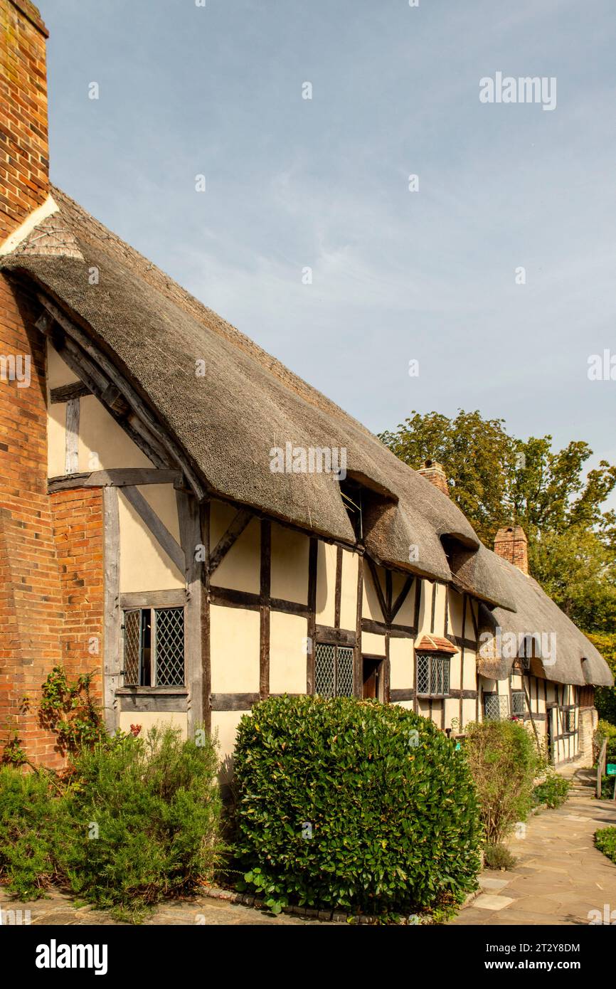 Anne Hathaway's Cottage, Stratford-on-Avon, Warwickshire, England Stock Photo