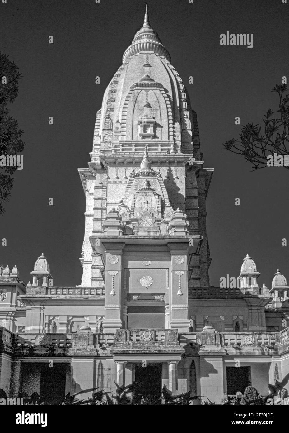 07 17 2005 Shri Kashi Vishwanath Temple, BHU, Benaras, Varanasi, Uttar