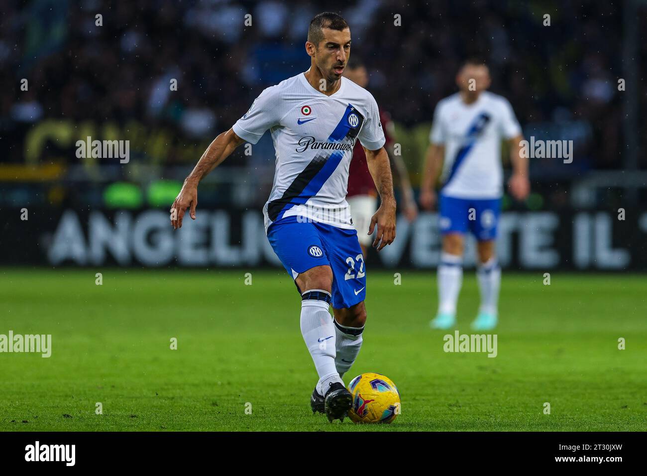 Madrid May 3 Henrikh Mkhitaryan Plays Stock Photo 1084179725