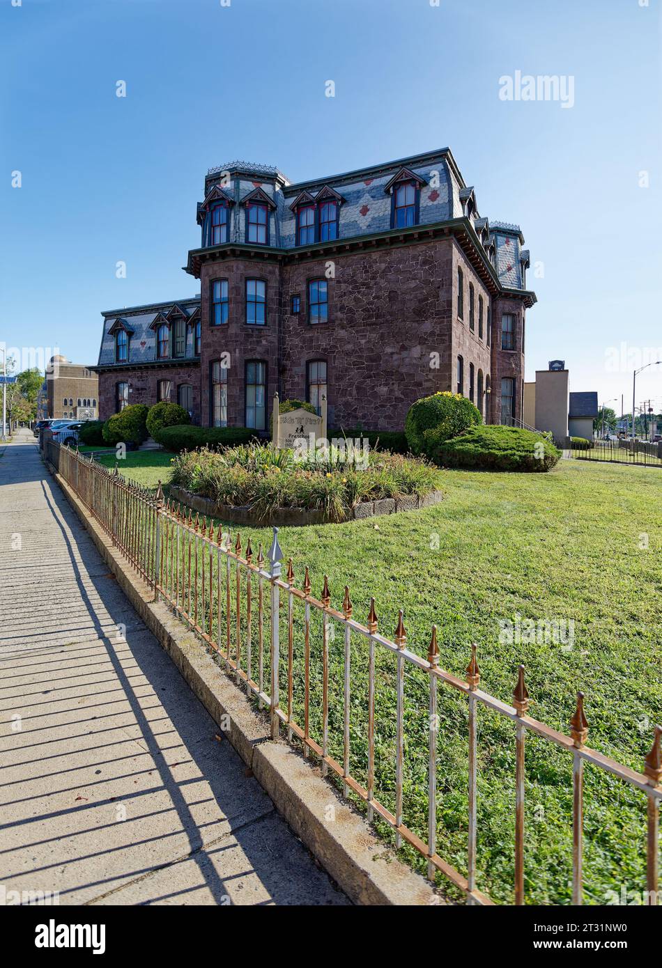 Ewing and Carroll, Trenton Mansardroofed 506 East State Street, in