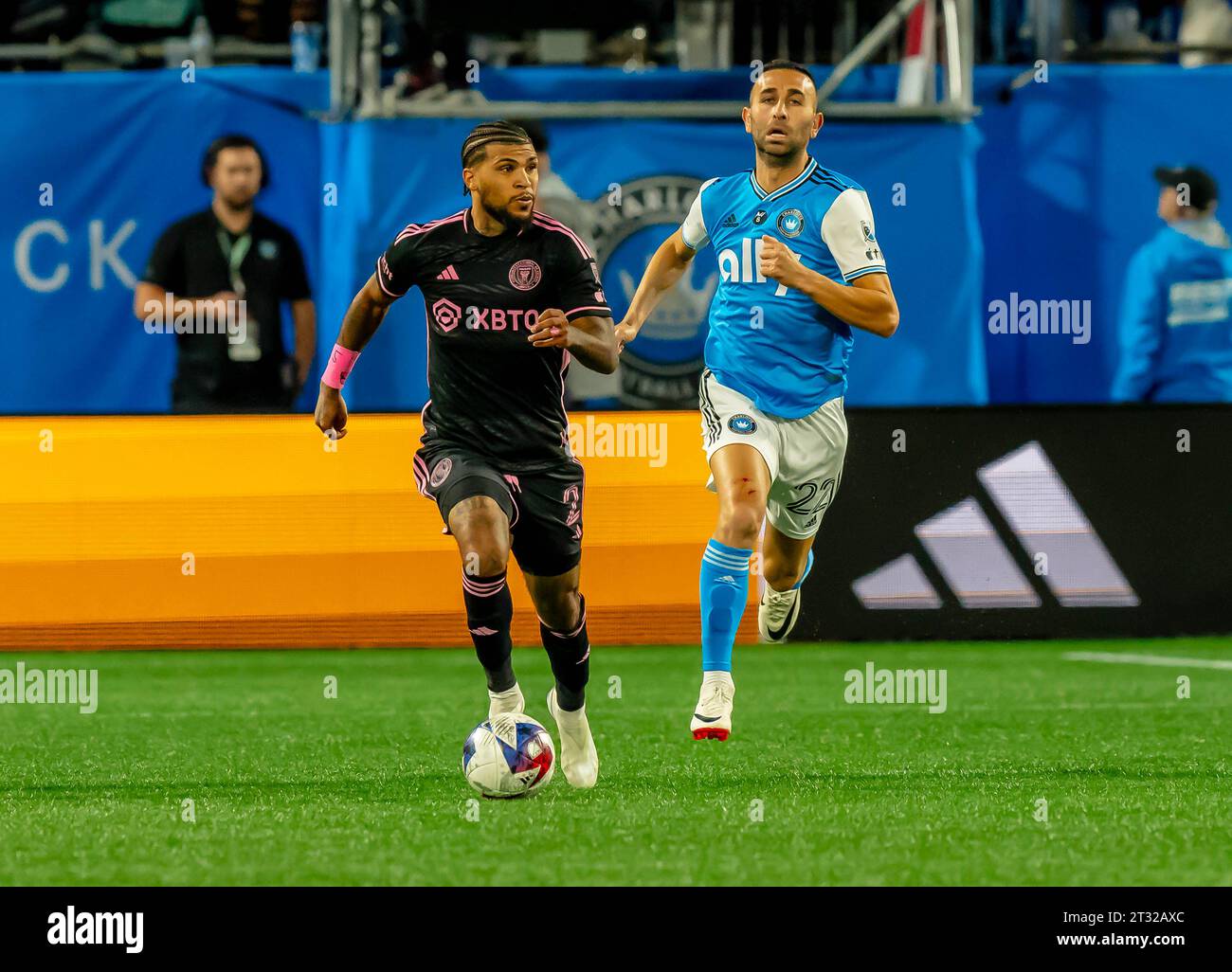 Charlotte, North Carolina, USA. 21st Oct, 2023. Inter Miami Defender DEANDRE YEDLIN the United States plays against the Charlotte FC at the Bank of America Stadium in Charlotte, North Carolina, USA. Charlotte FC wins the match, 1-0. (Credit Image: © Walter G Arce Sr Grindstone Medi/ASP) EDITORIAL USAGE ONLY! Not for Commercial USAGE! Stock Photo