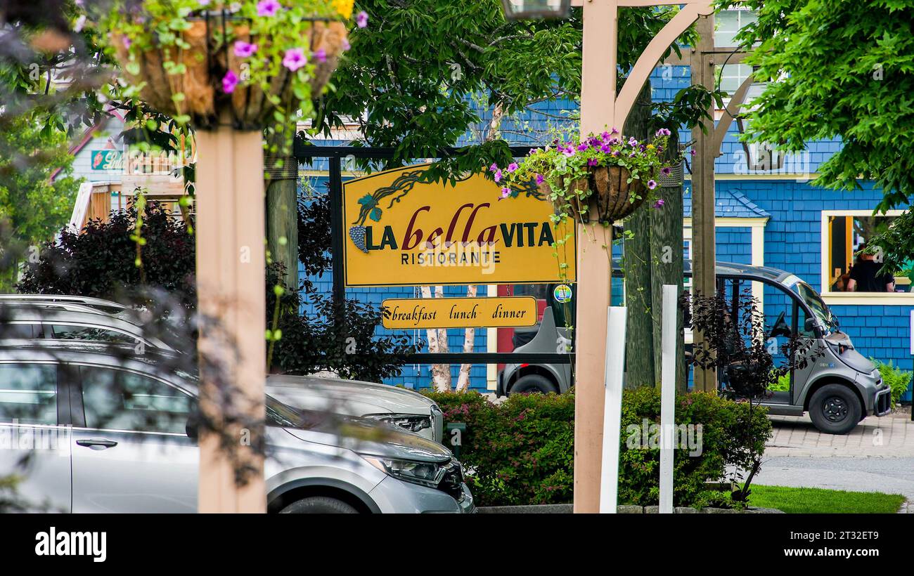 BAR HARBOR, MAINE, USA - JULY 14, 2023: Great La Bella Vita ristorante sign in downtown Stock Photo