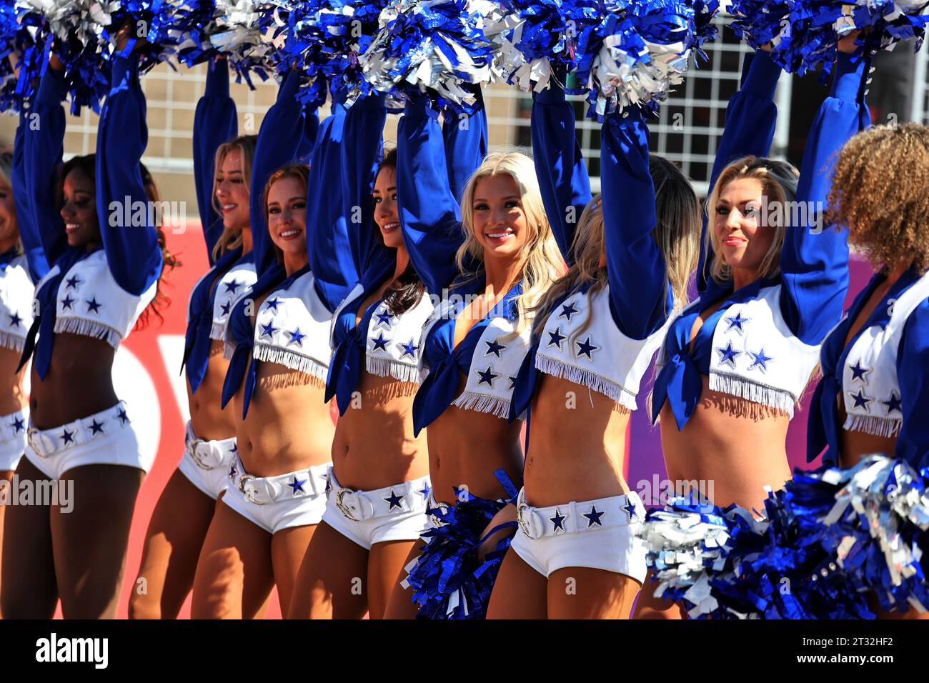 Austin, USA. 22nd Oct, 2023. Dallas Cowboys Cheerleaders on the grid. Formula 1 World Championship, Rd 19, United States Grand Prix, Sunday 22nd October 2023. Circuit of the Americas, Austin, Texas, USA. Credit: James Moy/Alamy Live News Stock Photo