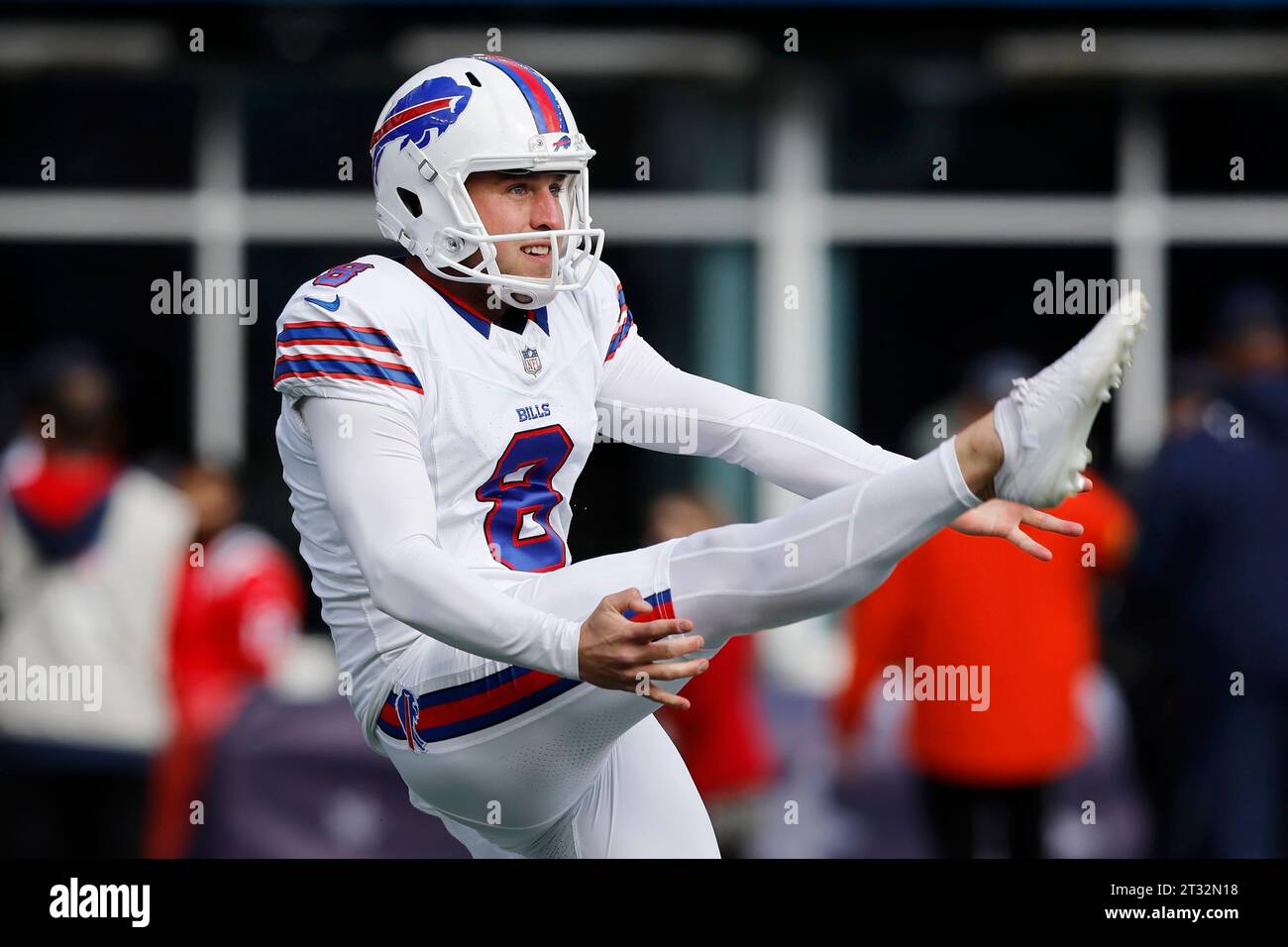 Buffalo Bills punter Sam Martin (8) warms up prior to an NFL football ...