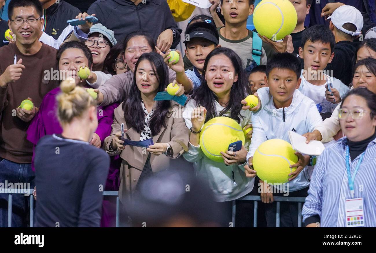 NANCHANG, CHINA - OCTOBER 22, 2023 - A fan cries after Czech Republic's Katerina Siniakova won the women's singles final at the 2023 Jiangxi Open tenn Stock Photo