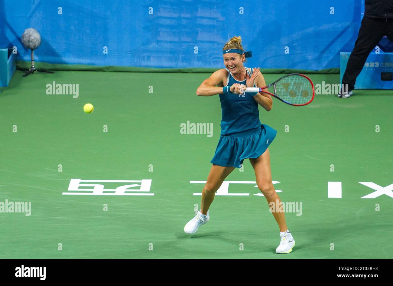 Nanchang, China. 23rd Oct, 2023. NANCHANG, CHINA OCTOBER 22, 2023 Marie Bouzkova plays