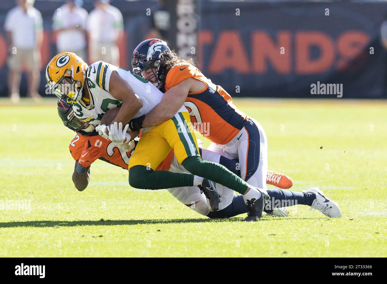 Denver, Colorado, USA. 22nd Oct, 2023. Packers WR SAMORI TOURE catches a pass in traffic during the 2nd. Half at Empower Field at Mile High Sunday afternoon in Denver CO. The Broncos beat the Packers 19-17. (Credit Image: © Hector Acevedo/ZUMA Press Wire) EDITORIAL USAGE ONLY! Not for Commercial USAGE! Stock Photo