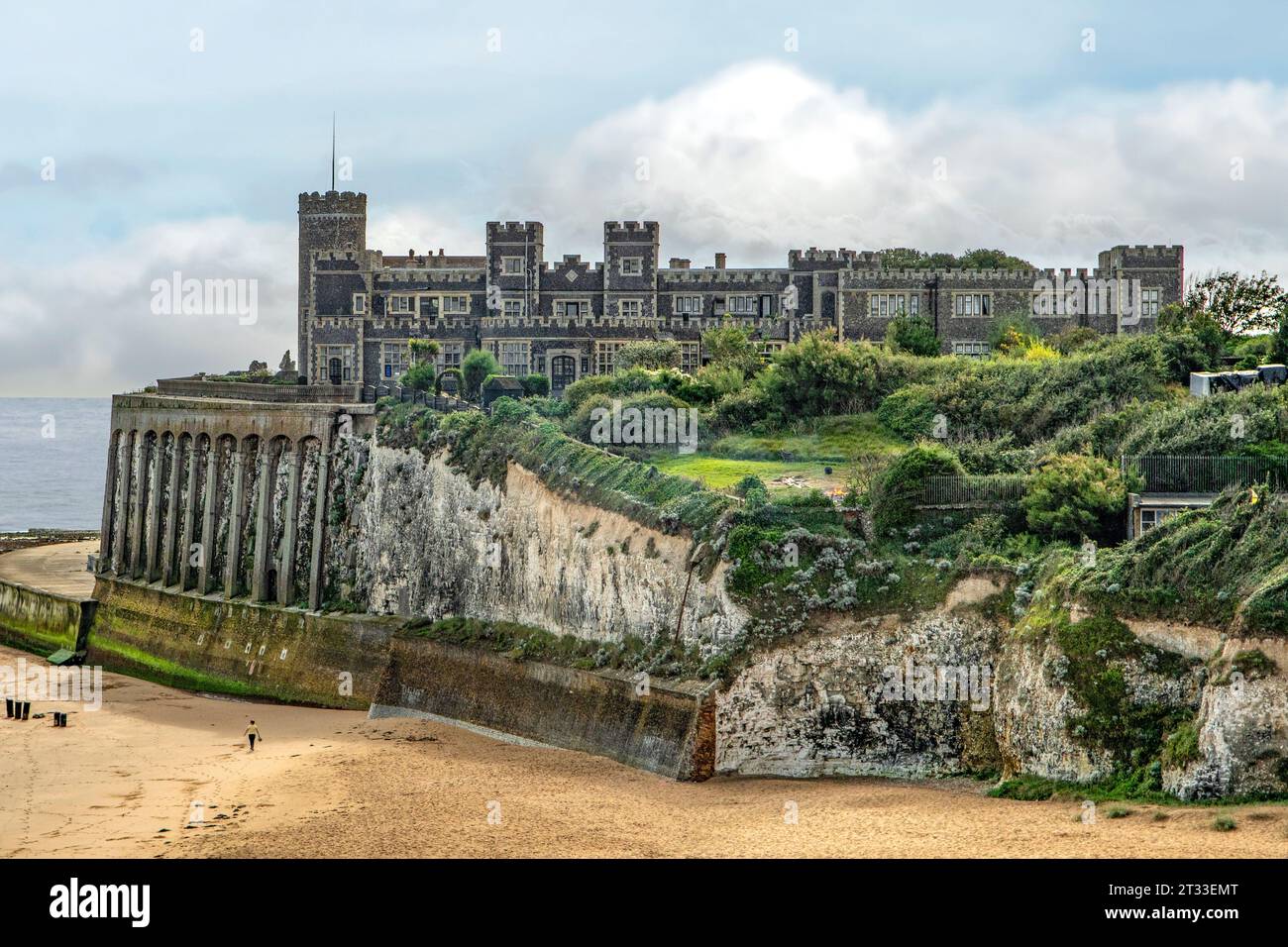 Kingsgate Castle, Broadstairs, Kent, England Stock Photo Alamy