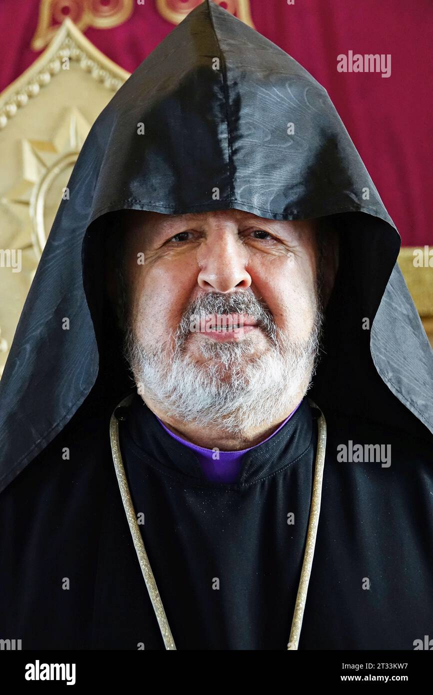 diyarbakir-turkey-22nd-oct-2023-the-deputy-patriarch-of-the
