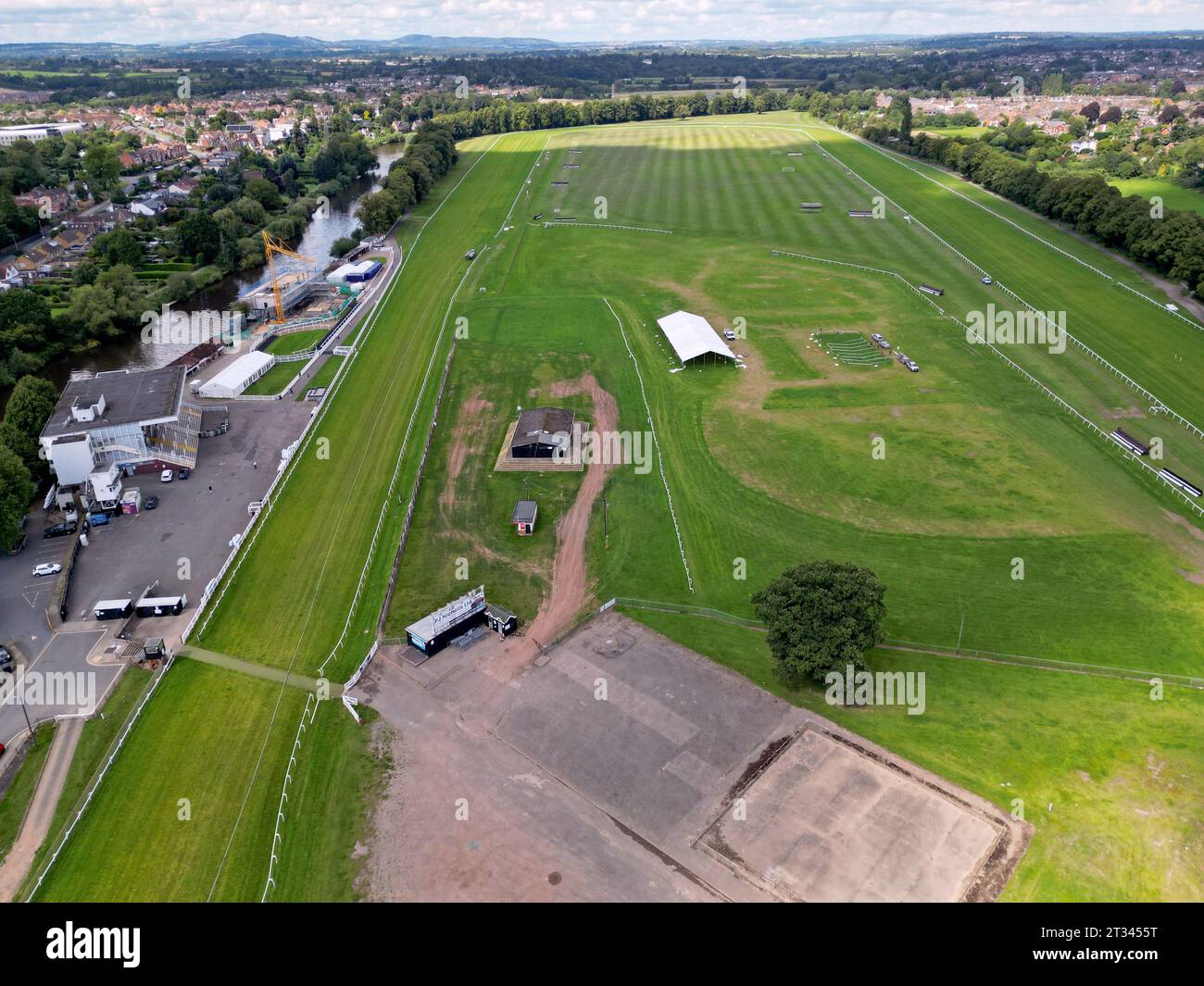 Worcester Races Aerial view worcester racecourse hi-res stock photography and images ...