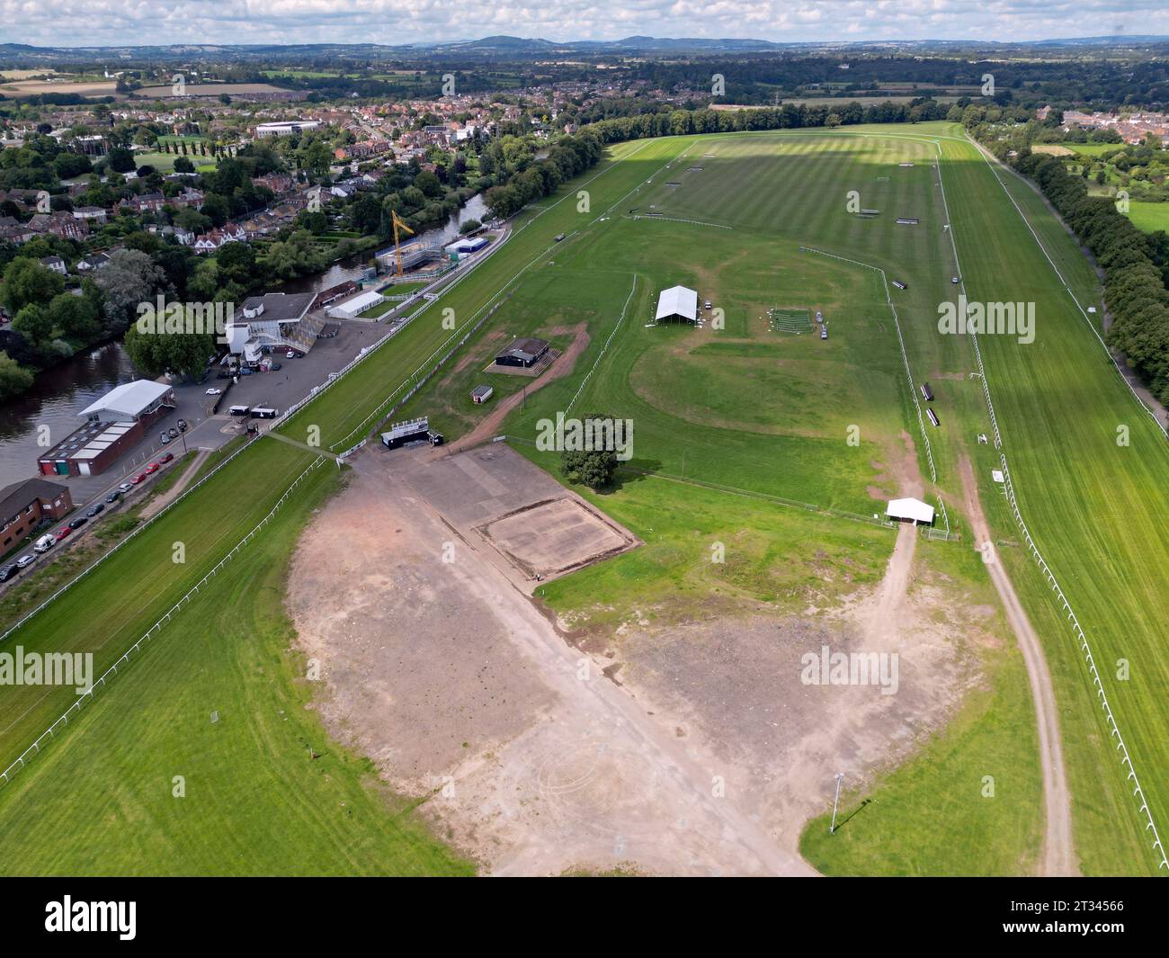 Worcester Races Aerial photo horse racecourse hi-res stock photography and images - Alamy