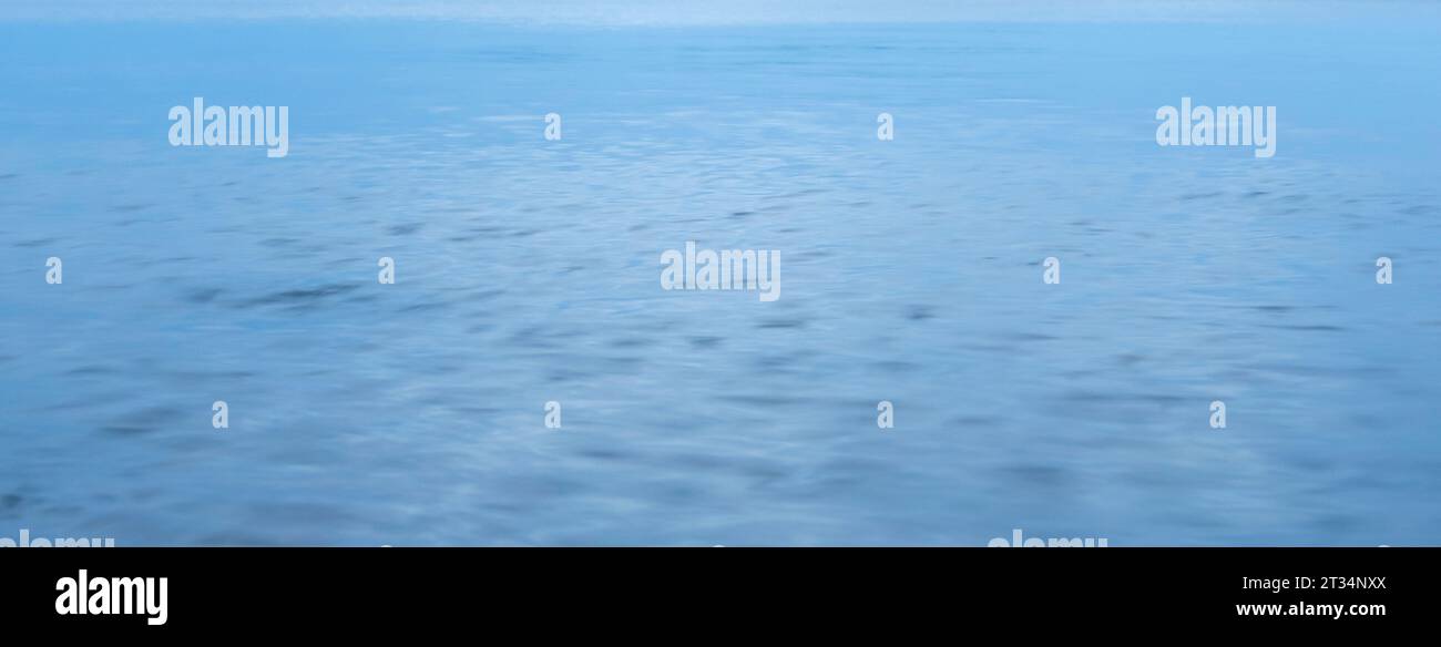 Very calm sea surface hi-res stock photography and images - Alamy
