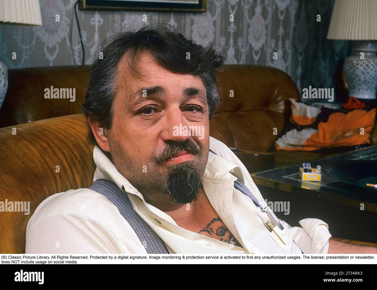 Cornelis Vreeswijk. Dutchborn Swedish singer songwriter, poet and actor. Born 8 august 1937