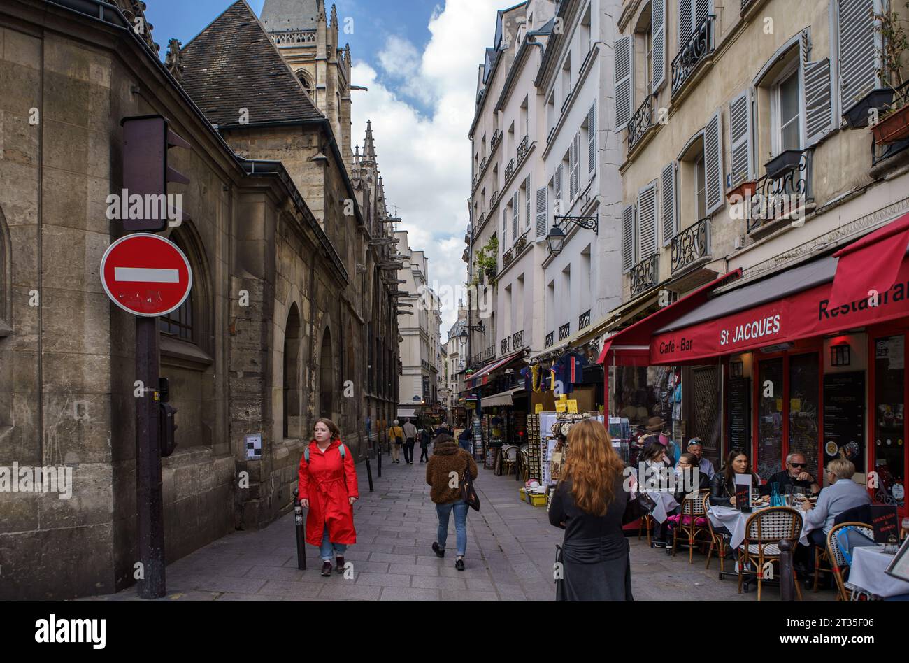 Cafe Le Latin Saint Jacques in the narrow street of Rue Saint-Severin. PARIS - 29 APRIL,2019 Stock Photo