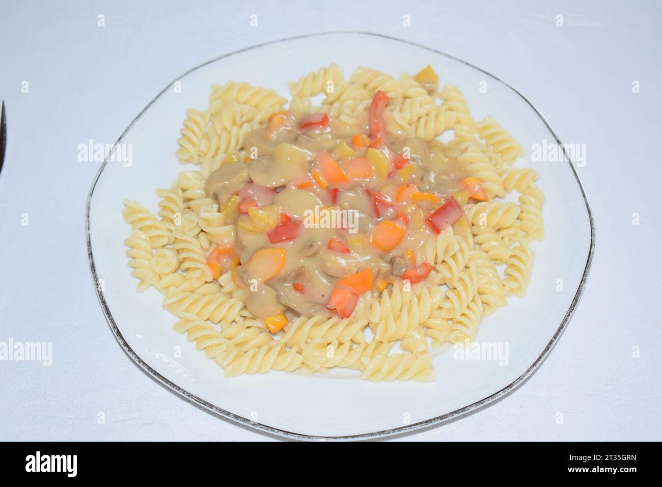 pasta and mushroom cream sauce