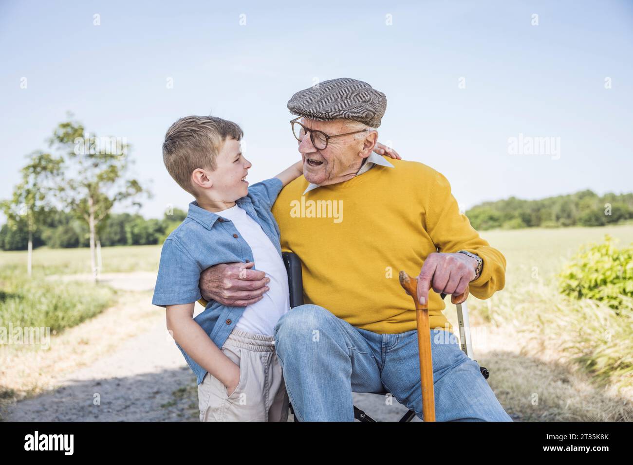 Grandfather healthcare hi-res stock photography and images - Alamy