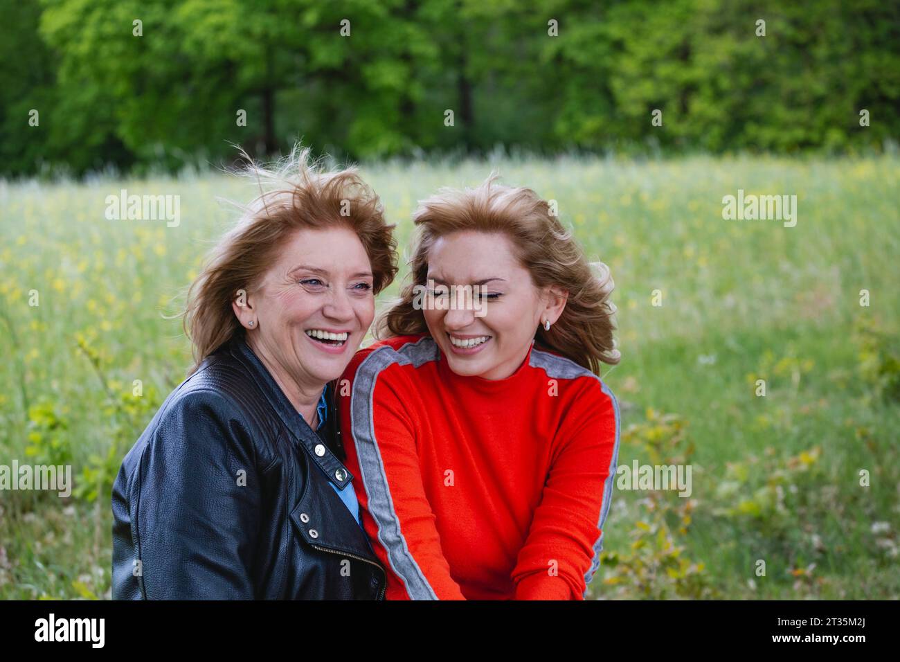 Happy laughing mother child hi-res stock photography and images - Alamy