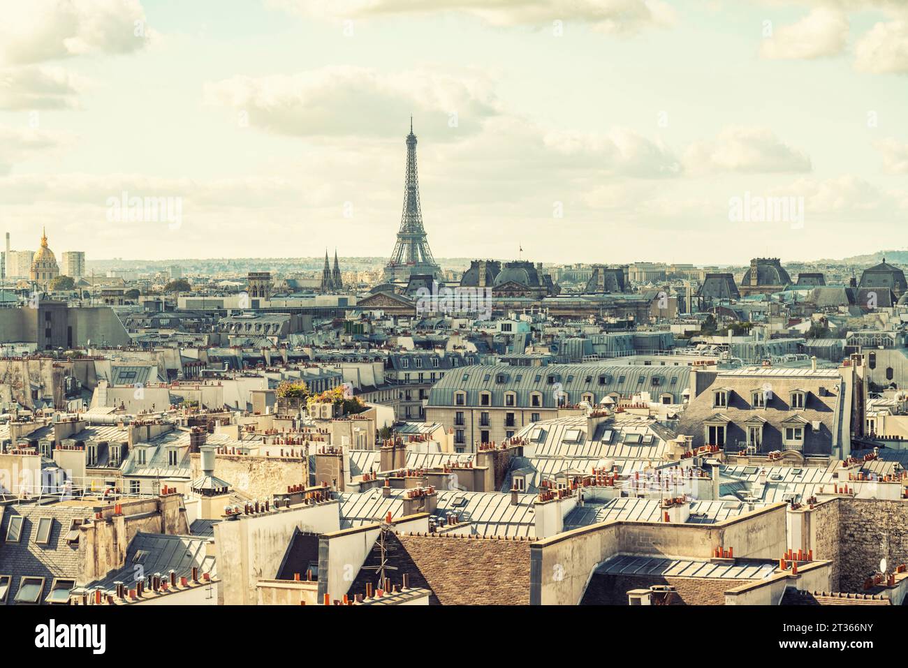 France, Ile-De-France, Paris, Les Halles de Paris district with Eiffel tower in background Stock Photo
