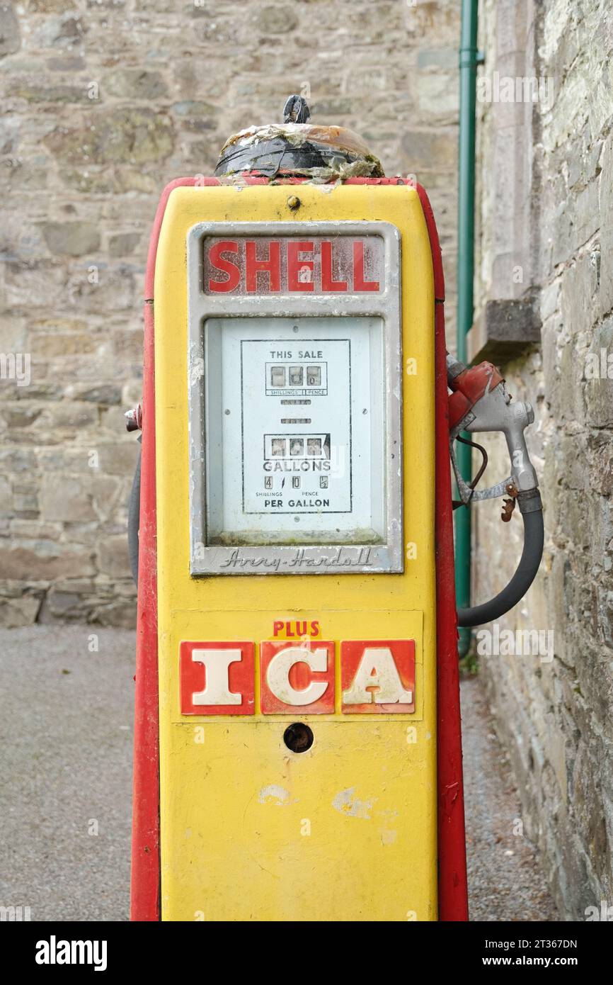 Wexford, Ireland 15 October 2023 Derelict vintage AveryHardoll petrol