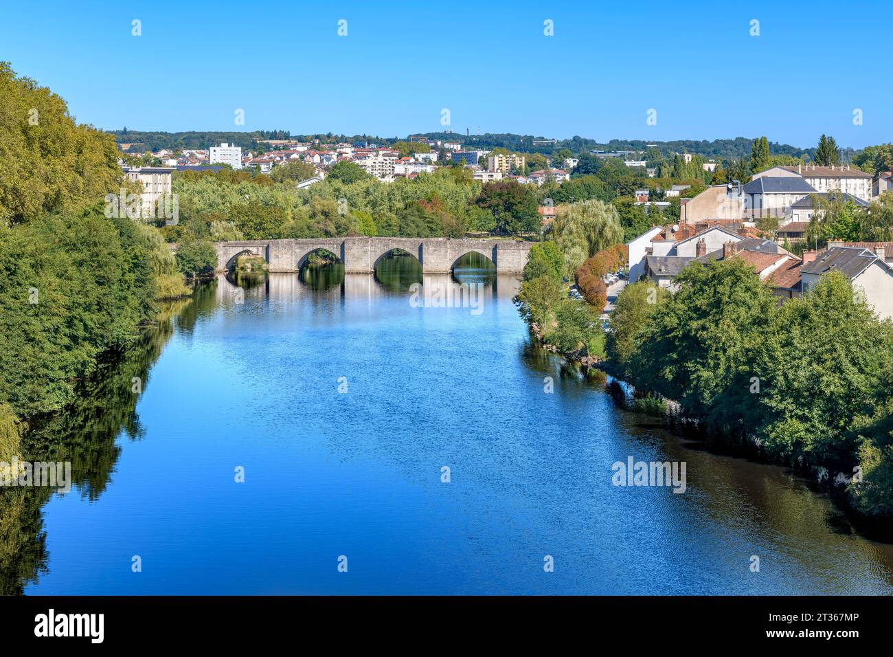 Pont SaintÉtienne in Limoges, France. Links the city overRiver Vienne