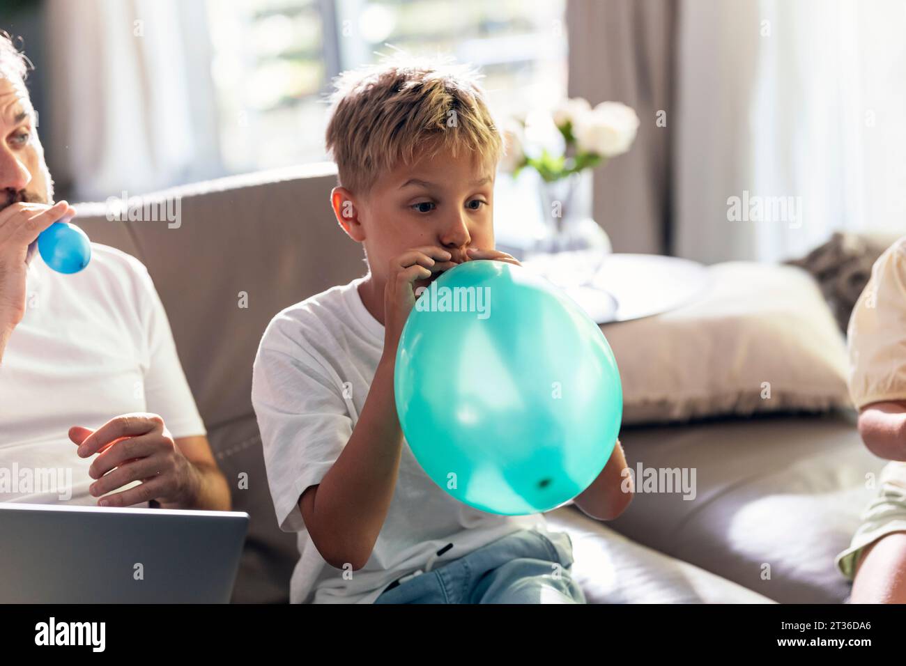 Balloon Fun – joyful parenting