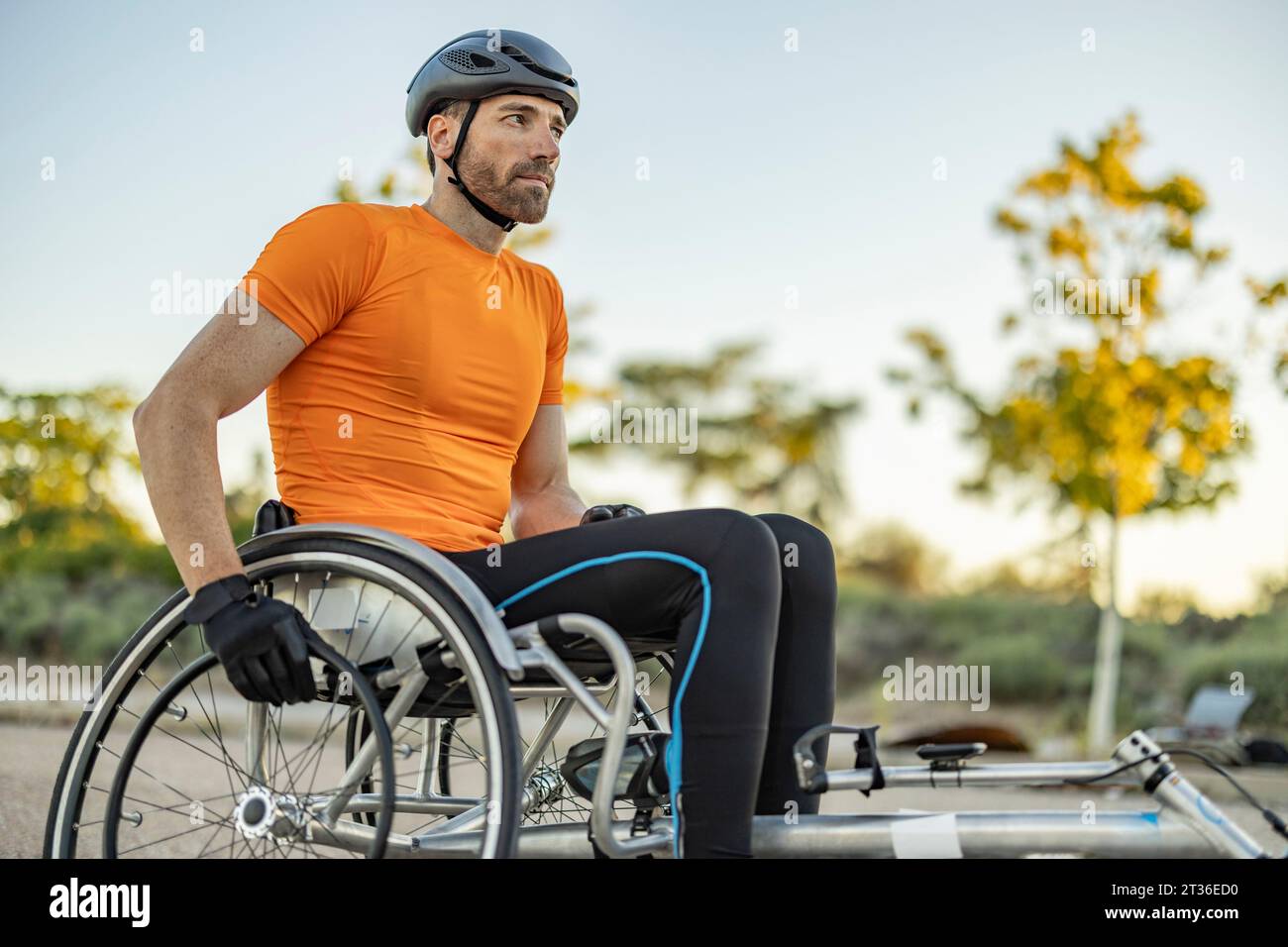 Male wheelchair athlete hi-res stock photography and images - Alamy