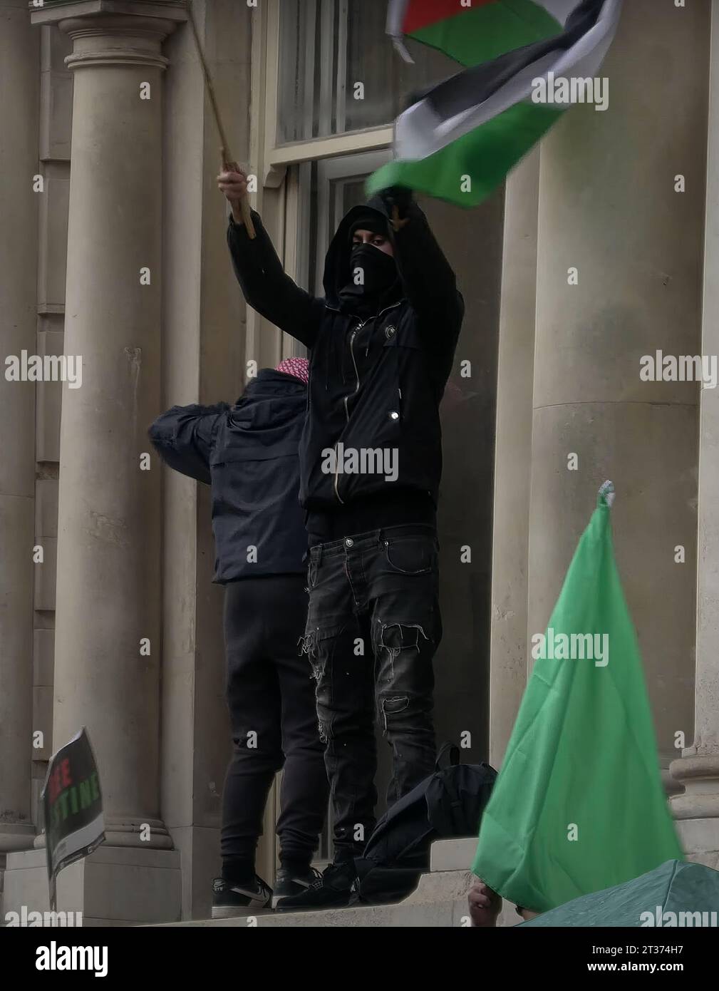 London UK 21st October 2023 Pro-Palestinian march Stock Photo