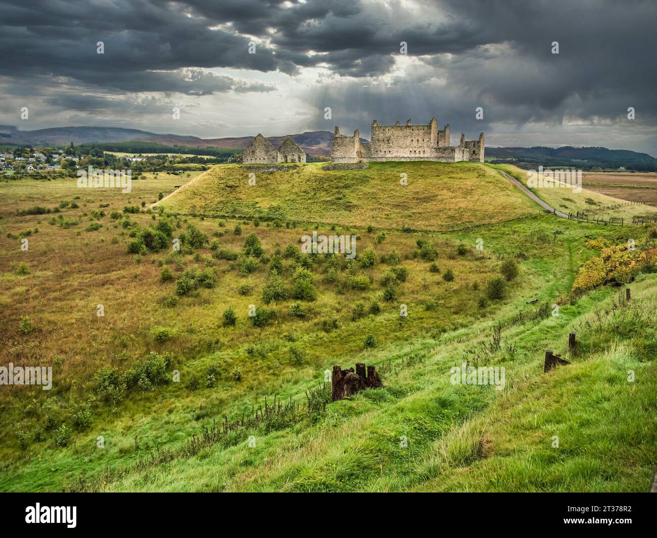 The image is of the ruins of Ruthven Military Barracks. Built in 1721, to police the Highlands