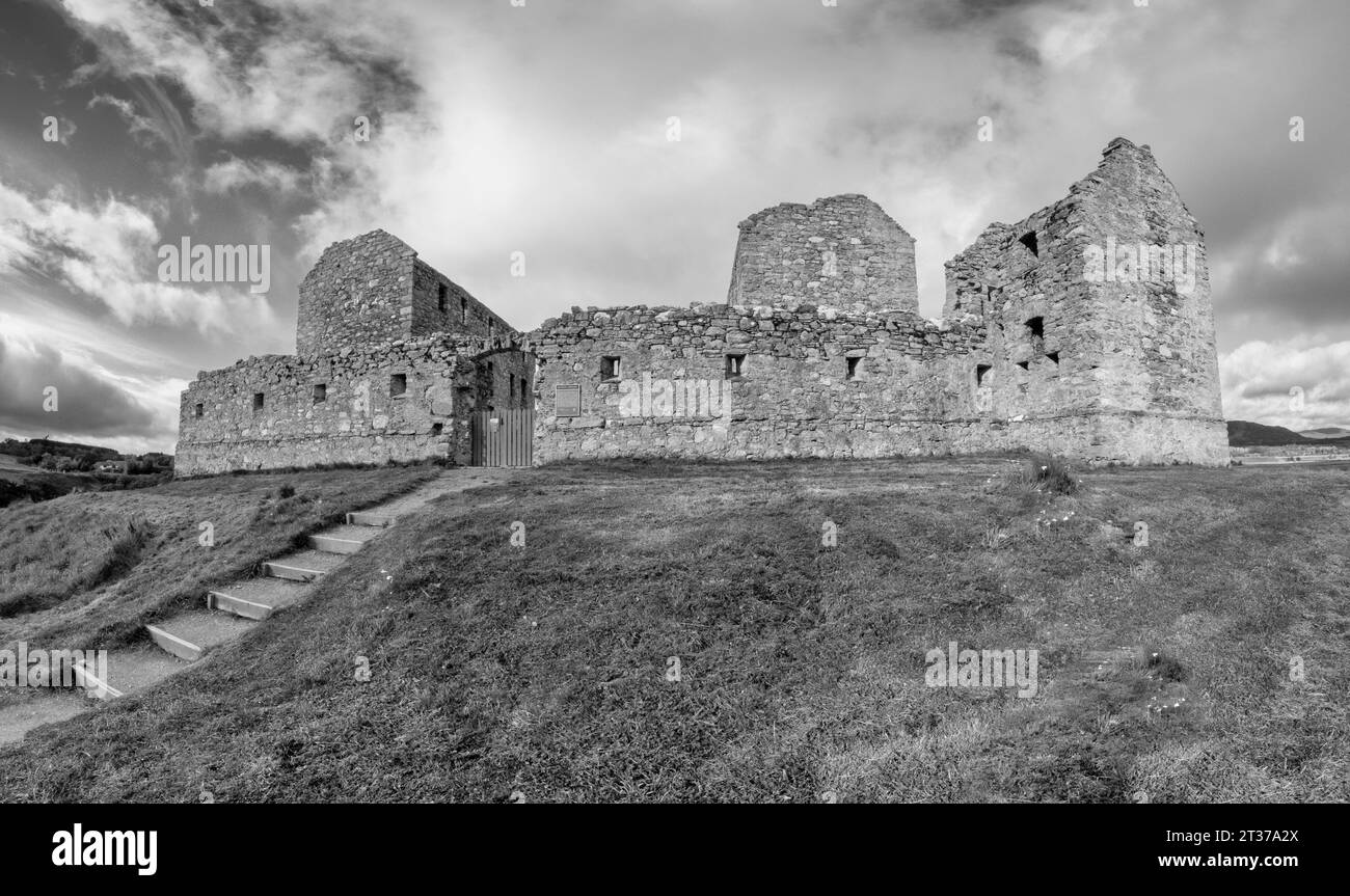 The image is of the ruins of Ruthven Military Barracks. Built in 1721, to police the Highlands