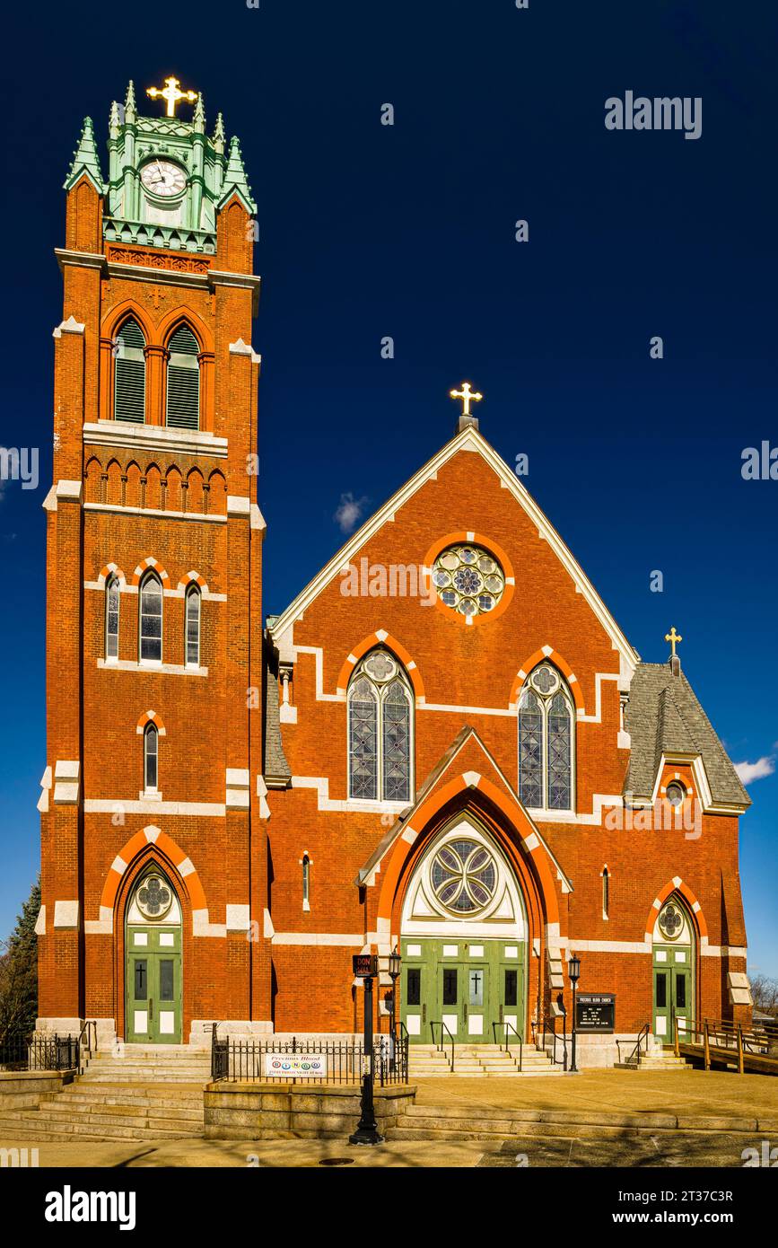 L'Eglise du Precieux Sang Woonsocket, Rhode Island, USA Stock Photo Alamy