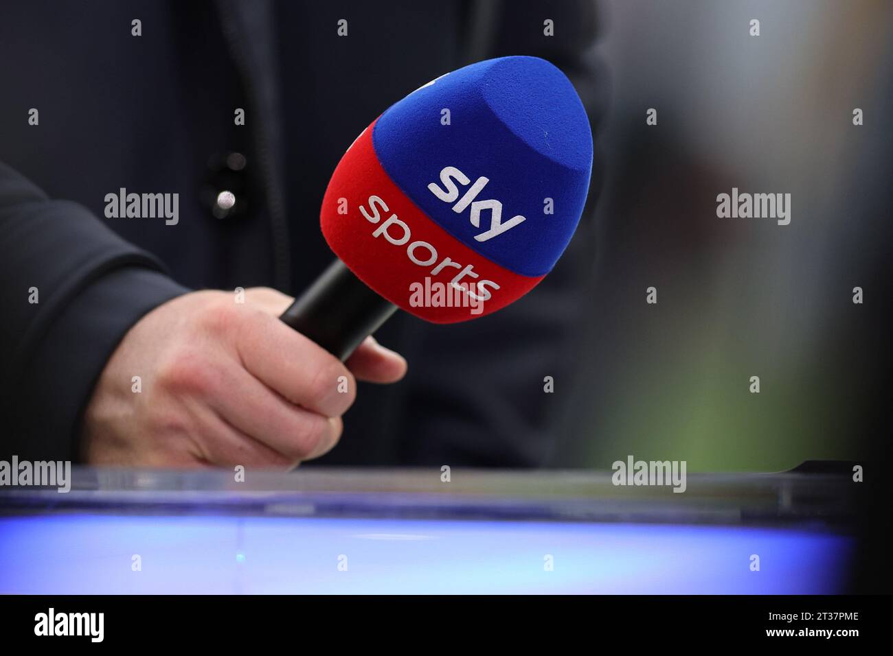 Birmingham, UK. 22nd Oct, 2023. Detailed view of a Sky Sports broadcast microphone. Premier League match, Aston Villa v West Ham Utd at Villa Park in Birmingham on Sunday 22nd October 2023. this image may only be used for Editorial purposes. Editorial use only, pic by Andrew Orchard/Andrew Orchard sports photography/Alamy Live news Credit: Andrew Orchard sports photography/Alamy Live News Stock Photo