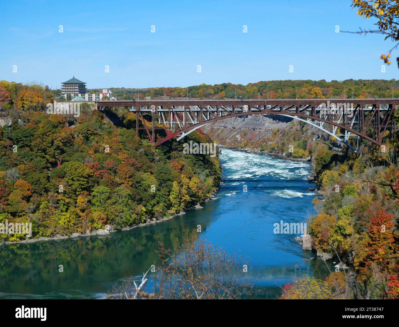 View of Niagara River Gorge from the hiking and biking trail on the American side, with Whirlpool Bridge Stock Photo