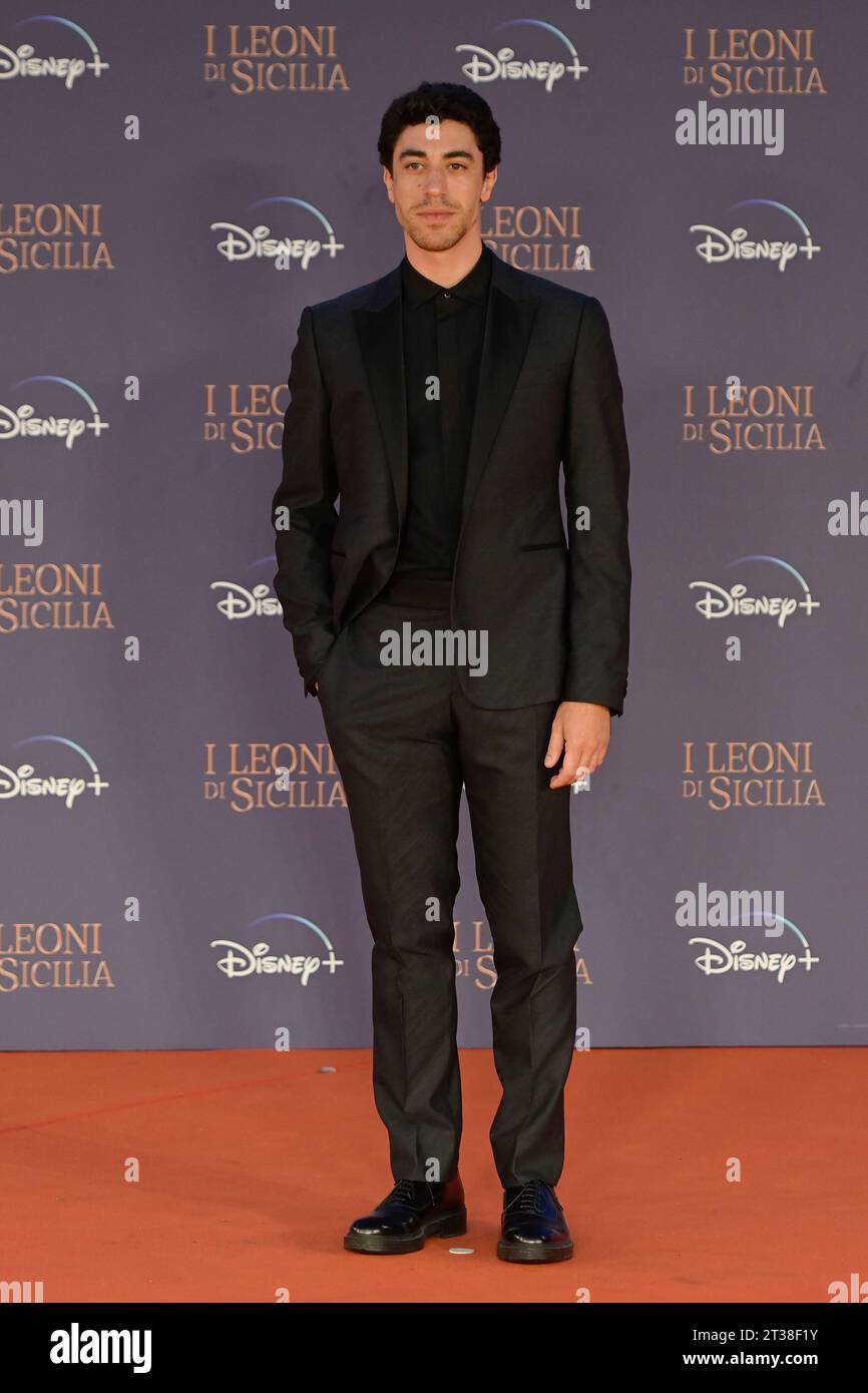 Eduardo scarpetta red carpet hires stock photography and images Alamy