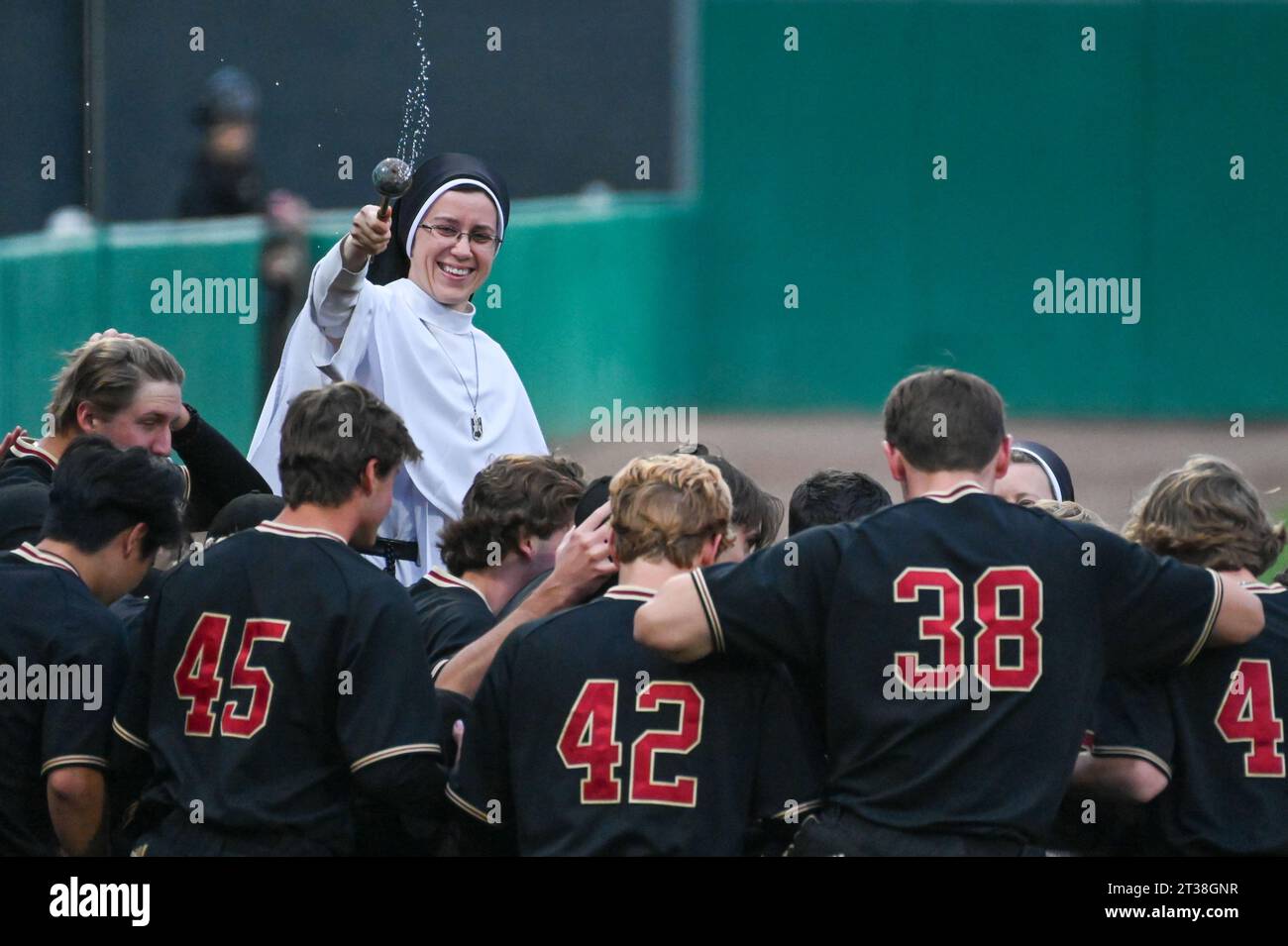 The Sisters of JSerra nuns bless the team before the CIF Southern Section Division 1 Baseball Finals on Friday, May. 19, 2023 in Long Beach, Calif. Th Stock Photo