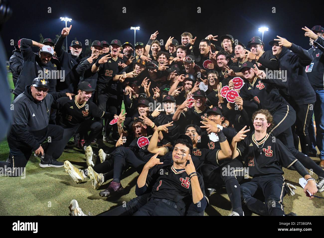 The JSerra Lions celebrate after the CIF Southern Section Division 1 Baseball Finals on Friday, May. 19, 2023 in Long Beach, Calif. The JSerra Lions d Stock Photo