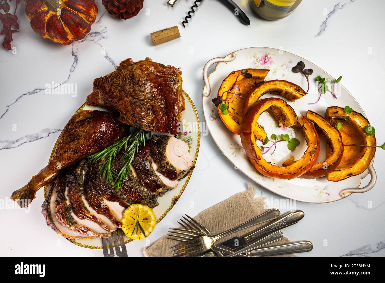 https://c8.alamy.com/comp/2T38HYM/turkey-thanksgiving-dinner-with-pumpkin-duxelles-2T38HYM.jpg