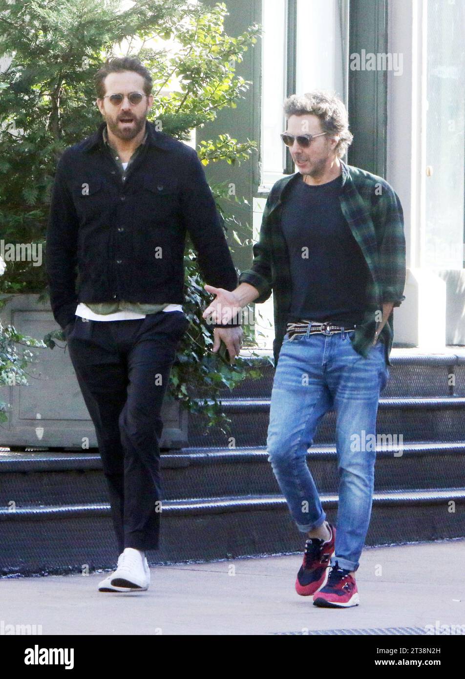New York, NY, USA. 23rd Oct, 2023. Ryan Reynolds and Shawn Levy seen in New York City on October 23, 2023. Credit: Rw/Media Punch/Alamy Live News Stock Photo