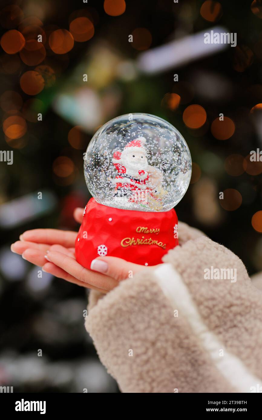 Snowglobe woman hi-res stock photography and images - Alamy
