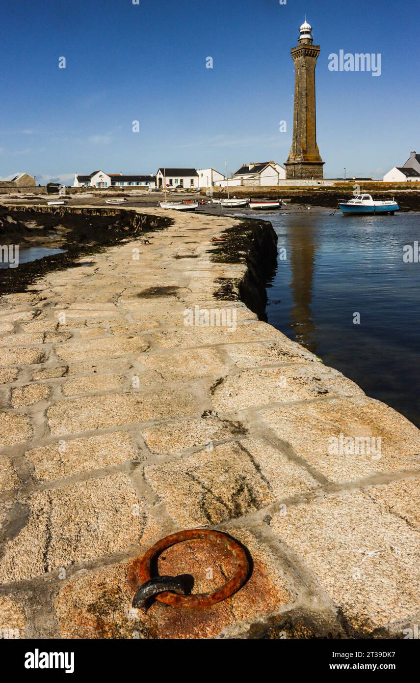 Harbour And Eckmühl Lighthouse At Pointe De Penmarc'h Stock Photo - Alamy