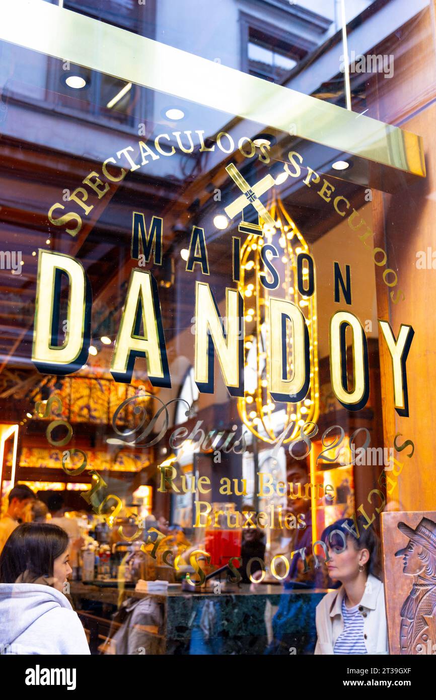 Maison Dandoy tea room in the Royal Gallery of Saint Hubert serving waffles and speculoos cookies, Brussels, Belgium Stock Photo